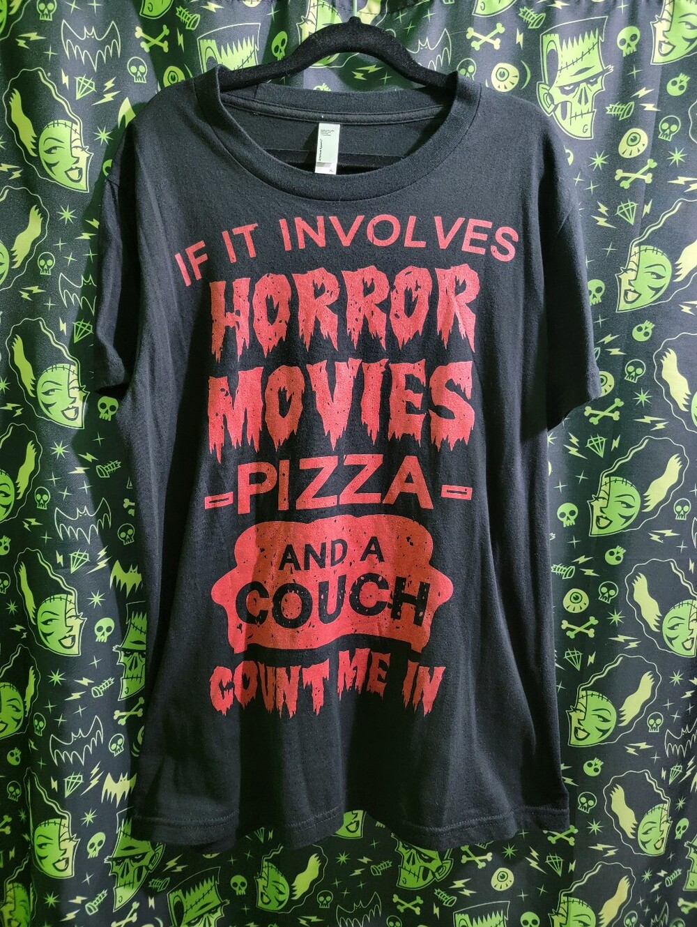 Horror Fan Geek Introvert Pizza Lover Shirt 😱🍕🛋